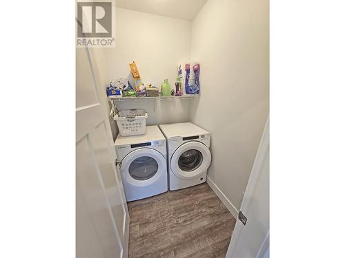 8415 81A Street, Fort St. John, BC - Indoor Photo Showing Laundry Room