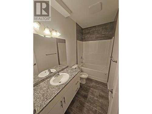 8415 81A Street, Fort St. John, BC - Indoor Photo Showing Bathroom