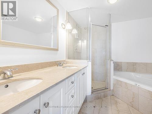 719 - 10 Delisle Avenue, Toronto, ON - Indoor Photo Showing Bathroom