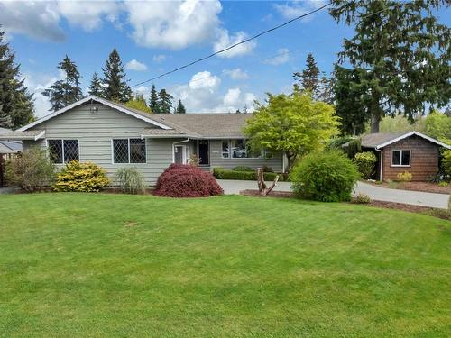 3882 Castle Dr, Campbell River, BC - Outdoor