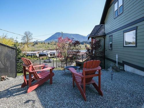 243 North Shore Rd, Lake Cowichan, BC - Outdoor With Exterior