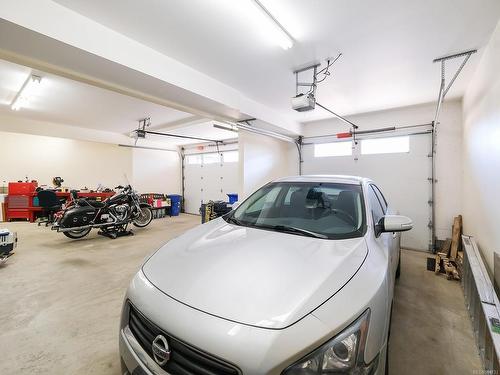 243 North Shore Rd, Lake Cowichan, BC - Indoor Photo Showing Garage