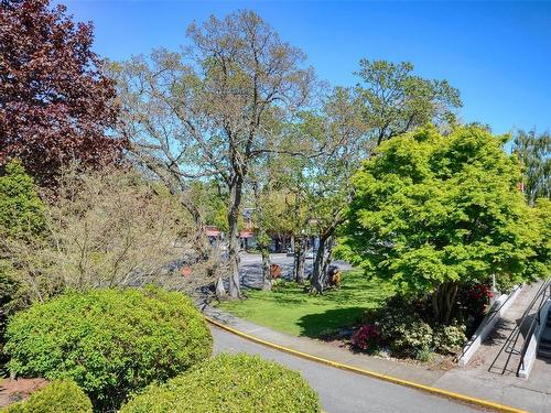 203-1477 Yale St, Oak Bay, BC - Outdoor With View