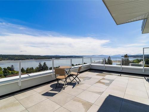 501-201 Dogwood Dr, Ladysmith, BC - Outdoor With Balcony With Facade