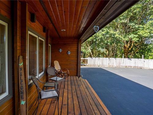 6744 Wall St, Honeymoon Bay, BC - Outdoor With Deck Patio Veranda With Exterior
