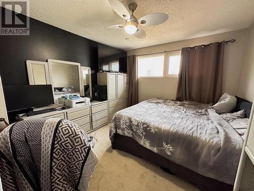 9225 6 Street, Dawson Creek, BC - Indoor Photo Showing Bedroom