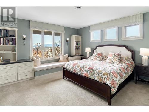 605 Almandine Court, Kelowna, BC - Indoor Photo Showing Bedroom