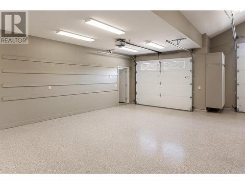 605 Almandine Court, Kelowna, BC - Indoor Photo Showing Garage