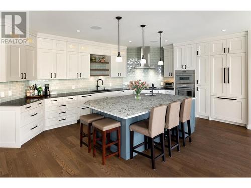 605 Almandine Court, Kelowna, BC - Indoor Photo Showing Kitchen With Upgraded Kitchen