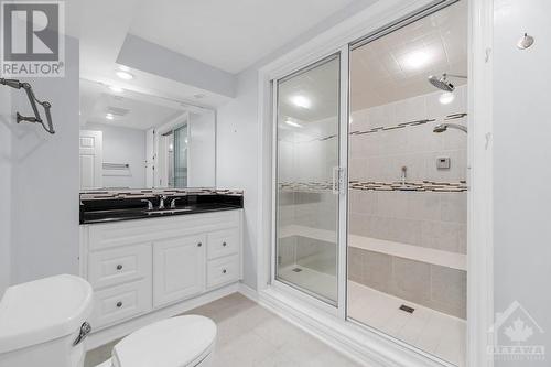 192 Felicity Crescent, Ottawa, ON - Indoor Photo Showing Bathroom