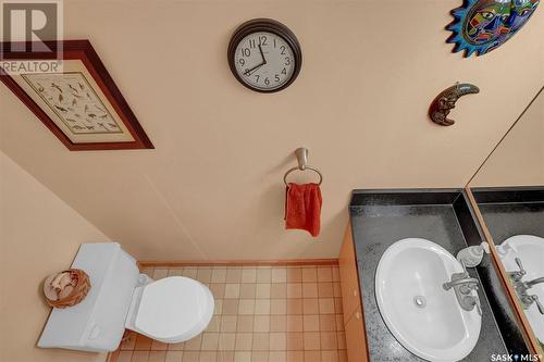 2945 Rae Street, Regina, SK - Indoor Photo Showing Bathroom