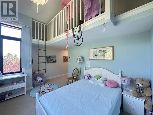 855 Andover Crescent, West Vancouver, BC - Indoor Photo Showing Bedroom