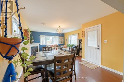 74 Joyce Street, St. Thomas, ON - Indoor Photo Showing Dining Room