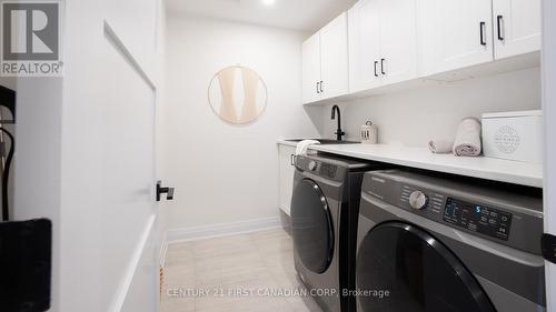 1337 Lakeshore Road, Sarnia, ON - Indoor Photo Showing Laundry Room