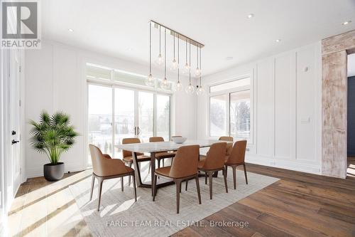 124 Farm Gate Road, Blue Mountains, ON - Indoor Photo Showing Dining Room