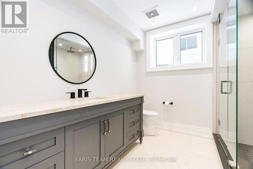 124 Farm Gate Road, Blue Mountains, ON - Indoor Photo Showing Bathroom