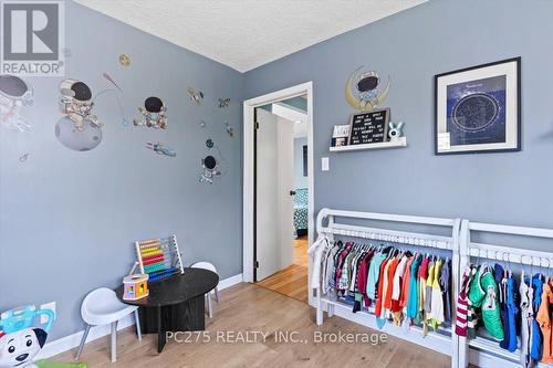 26 Sylvan Drive, North Dumfries, ON - Indoor Photo Showing Bedroom