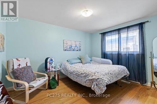 26 Sylvan Drive, North Dumfries, ON - Indoor Photo Showing Bedroom