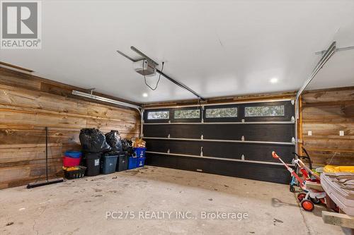26 Sylvan Drive, North Dumfries, ON - Indoor Photo Showing Garage