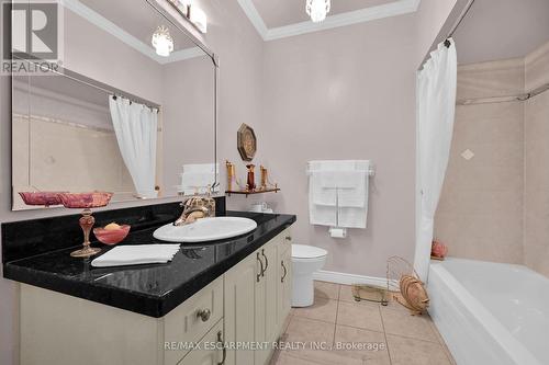87 Boca Drive, Hamilton, ON - Indoor Photo Showing Bathroom