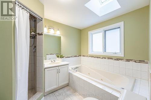 42 Peartree Crescent, Guelph, ON - Indoor Photo Showing Bathroom