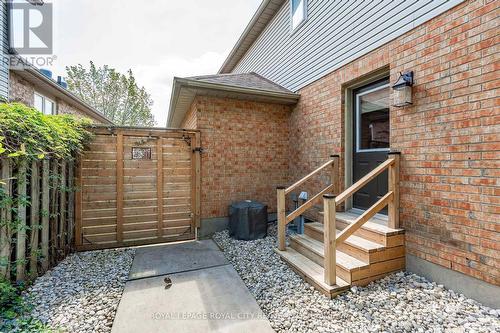 42 Peartree Crescent, Guelph, ON - Outdoor With Exterior