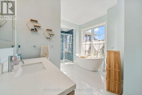 25 King George Street, Haldimand, ON - Indoor Photo Showing Bedroom