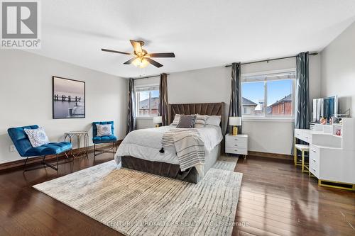 1123 Woodward Avenue, Milton, ON - Indoor Photo Showing Bedroom