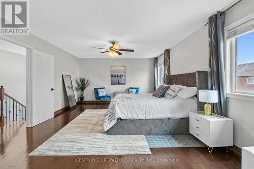 1123 Woodward Avenue, Milton, ON - Indoor Photo Showing Bedroom