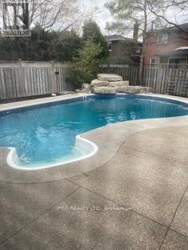27 Petworth Road, Brampton, ON - Outdoor With In Ground Pool With Backyard