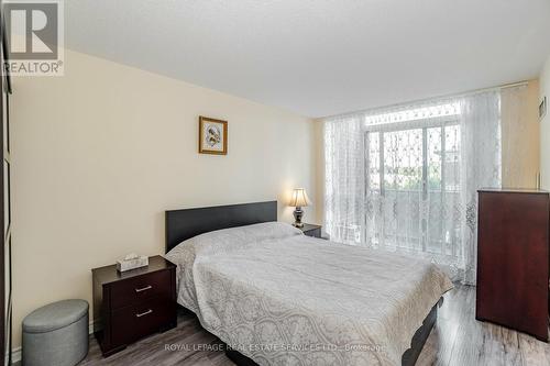 405 - 15 Michael Power Place, Toronto, ON - Indoor Photo Showing Bedroom