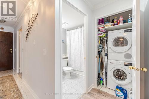 405 - 15 Michael Power Place, Toronto, ON - Indoor Photo Showing Laundry Room