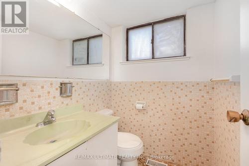 11 Secroft Crescent, Toronto, ON - Indoor Photo Showing Bathroom