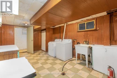 11 Secroft Crescent, Toronto, ON - Indoor Photo Showing Laundry Room