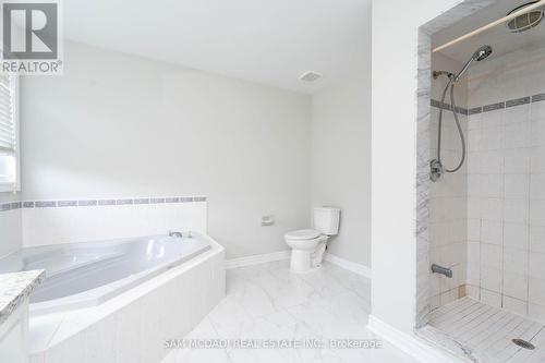 5914 Long Valley Road, Mississauga, ON - Indoor Photo Showing Bathroom