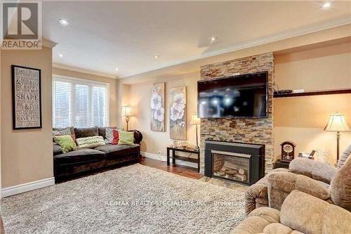 1089 Red Pine Crescent, Mississauga, ON - Indoor Photo Showing Living Room With Fireplace