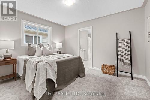 46 Broome Avenue, Clarington, ON - Indoor Photo Showing Bedroom