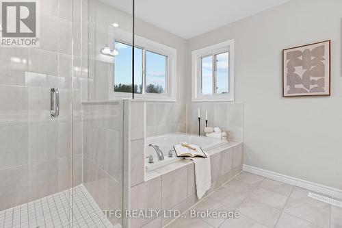 50 Broome Avenue, Clarington, ON - Indoor Photo Showing Bathroom