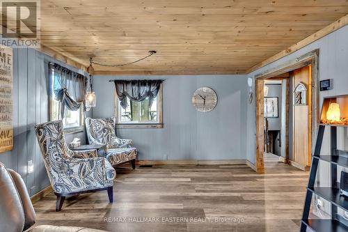 48 North Bayou Road, Kawartha Lakes, ON - Indoor Photo Showing Other Room