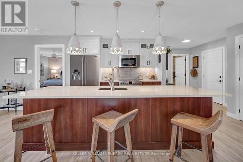 6 Abbott Lane, Prince Edward County, ON - Indoor Photo Showing Kitchen With Upgraded Kitchen