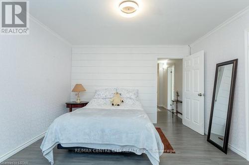 293 Tunis Street, Ingersoll, ON - Indoor Photo Showing Bedroom