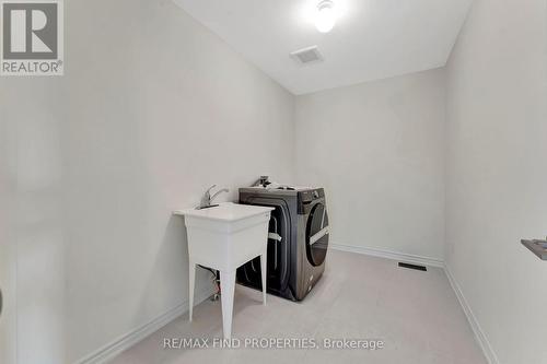 21 Dennis Avenue, Brantford, ON - Indoor Photo Showing Laundry Room