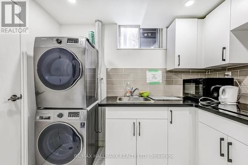 18 Gower Street, Toronto, ON - Indoor Photo Showing Laundry Room