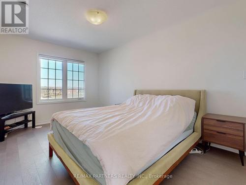 97 Mcalister Avenue, Richmond Hill, ON - Indoor Photo Showing Bedroom