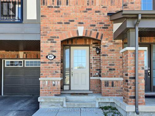 97 Mcalister Avenue, Richmond Hill, ON - Outdoor