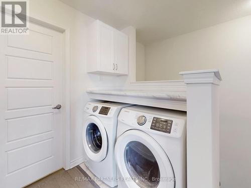 97 Mcalister Avenue, Richmond Hill, ON - Indoor Photo Showing Laundry Room