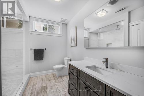 16 Bridle Trail, Springwater, ON - Indoor Photo Showing Bathroom