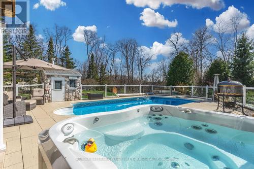 16 Bridle Trail, Springwater, ON - Outdoor With In Ground Pool With Backyard