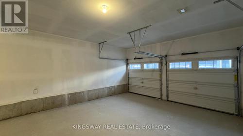 109 Bearberry Road, Springwater, ON - Indoor Photo Showing Garage