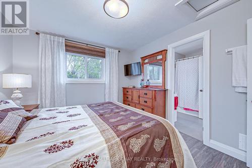 26 Centennial Avenue, Springwater, ON - Indoor Photo Showing Bedroom